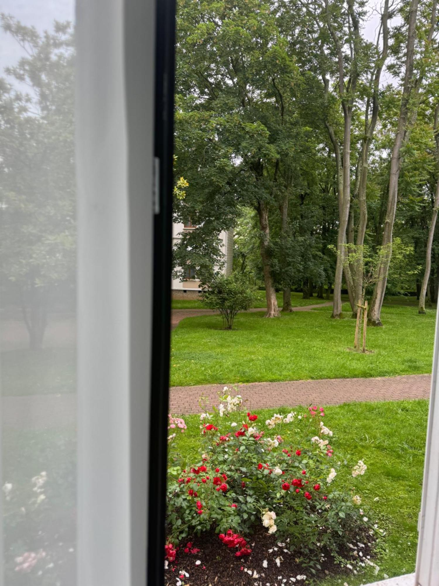 Une Chambre Chez l'Habitant Ablon-sur-Seine Esterno foto